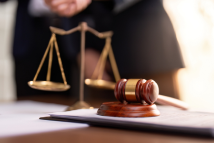 Sindnapi - Sindicato Nacional dos Aposentados, Pensionistas e Idosos explica como identificar quais associações e sindicatos realmente defendem seus direitos.