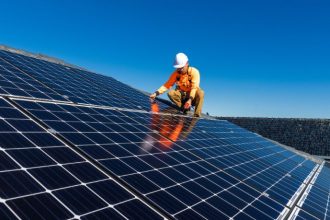 IA e tecnologia aceleram energia solar no Brasil e transformam o setor elétrico