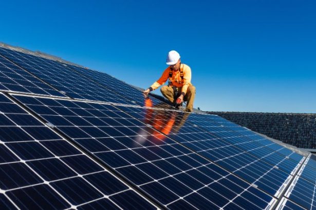 IA e tecnologia aceleram energia solar no Brasil e transformam o setor elétrico