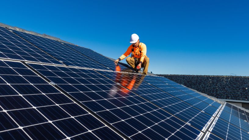 IA e tecnologia aceleram energia solar no Brasil e transformam o setor elétrico