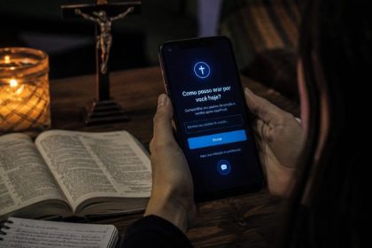 O Impacto da Inteligência Artificial na Espiritualidade Contemporânea e nas Práticas de Fé
